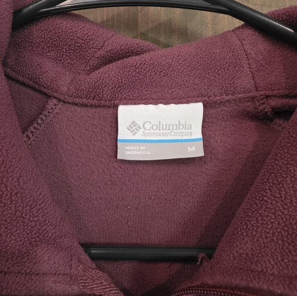 COLUMBIA Maroon Lightweight Quarter Zip Fleece Pullover Size Medium - Picture 2 of 4